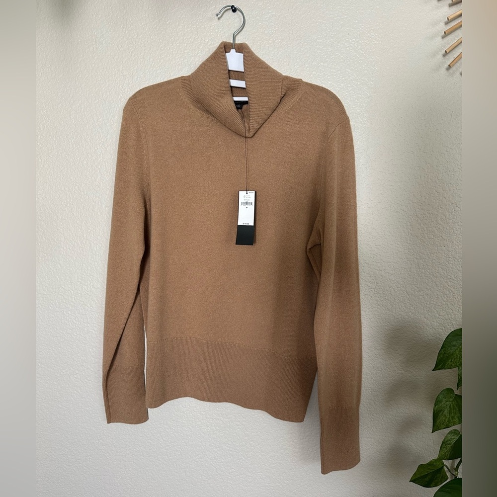 NWT cashmere sweater color tan